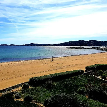 Haut De Gamme, Vue Mer, Bord De Plage